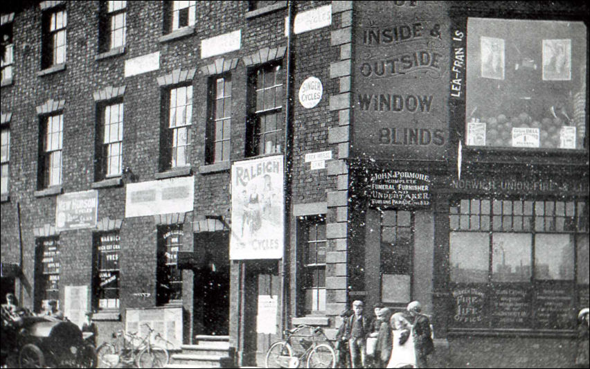 photo showing Lycett's shop on the corner of Packhorse Lane