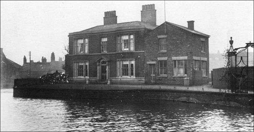 The Island House, Longton around 1900