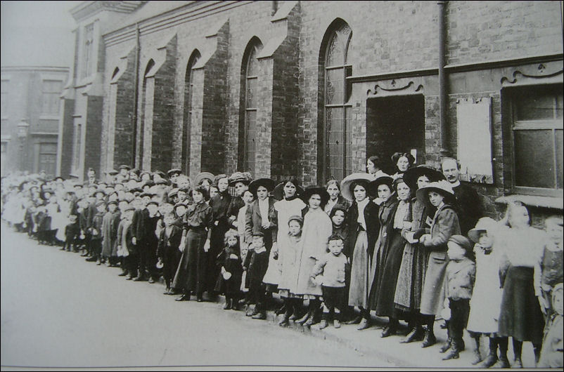 community help during the coal strike in 1912