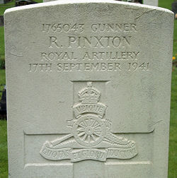 Gunner R Pinxton