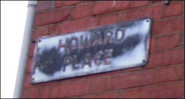 Howard Place sign