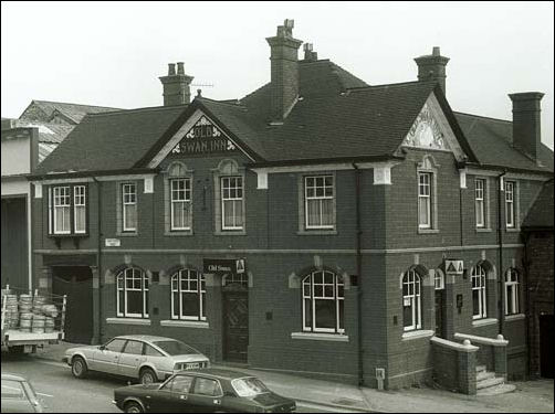 Old Swan Inn, 58 Hartshill Road, Stoke