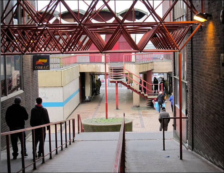 Old Hall Street entrance to the shops and bus station
