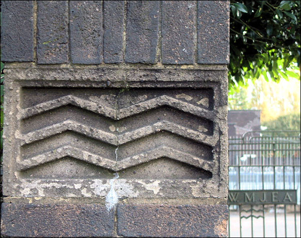 The Art Deco style is continued on the gate posts