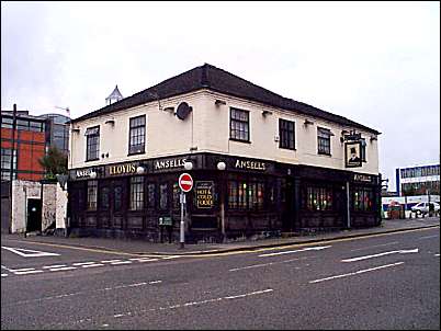 Lloyds Pub