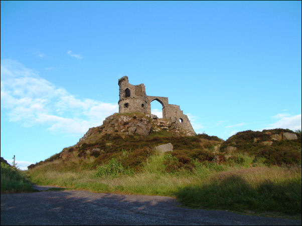 Mow Cop "castle" stands at the summit of the hill, about 1,020ft above sea level. 