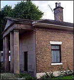 Former Lodge to The Mount 