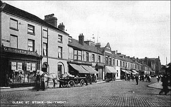 Postcard of Glebe Street - about 1915