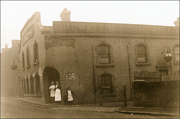 c. 1907 The Old Wheat Sheaf, Normacot Road. Demolished before First World War. 